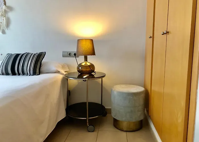 阳光阿波罗酒店 *