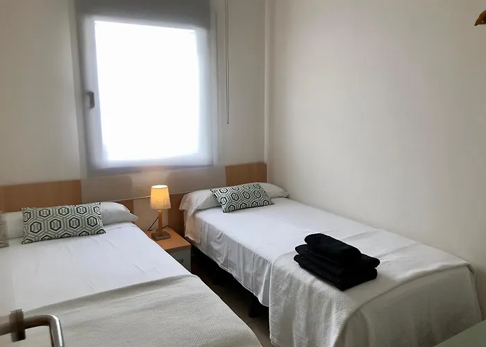 阳光阿波罗酒店 *